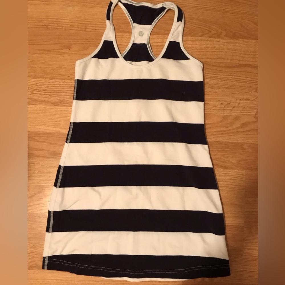 Lululemon black and white striped tank top